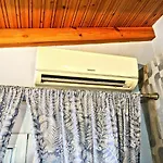 House With Garden In Of Rhodes Будинок відпочинку *