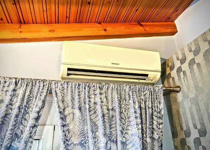 House With Garden In Of Rhodes Semesterbostad *