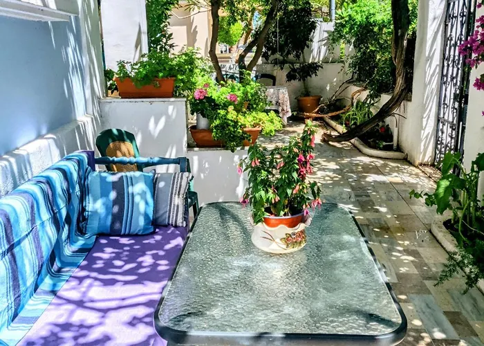 House With Garden In Of Rhodes Semesterbostad Rhodes City